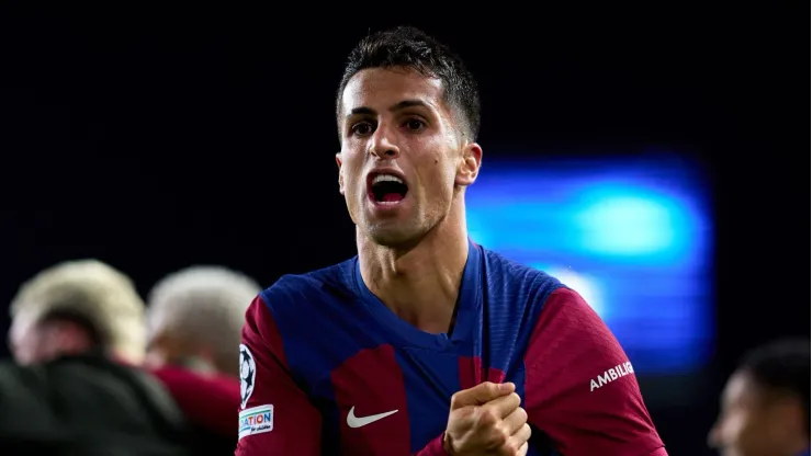 Barcelona: João Cancelo usa as redes sociais para dizer onde quer jogar. (Photo by Alex Caparros/Getty Images)
