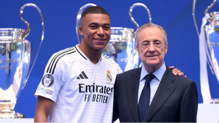 Mbappé, do Real Madrid, está decepcionado com Florentino Pérez, diz ex-jogador. 
