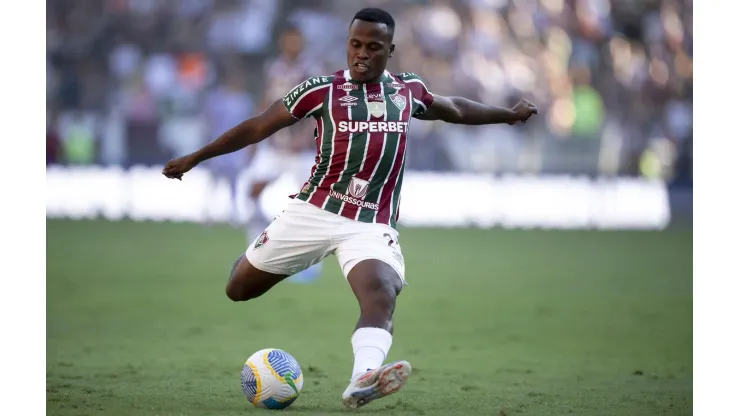 Jhon Arias em campo no confronto entre Fluminense e Bahia, no Brasileirão. (Associated Press / Alamy Stock Photo)
