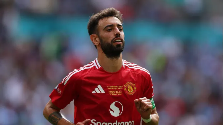 Bruno Fernandes, do Manchester United, dispara sobre final contra o City.
