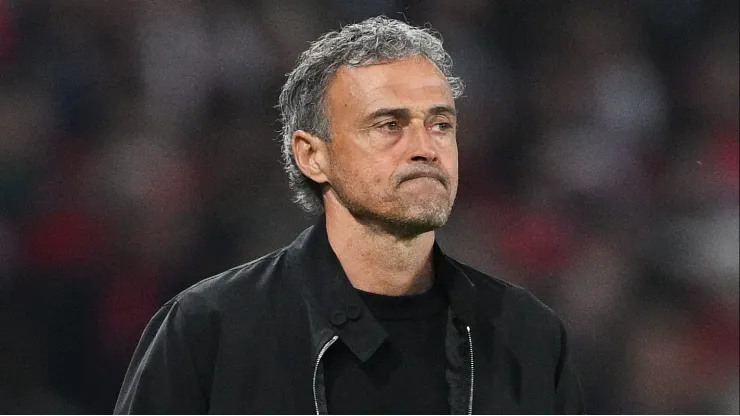 PARIS, FRANCE - MAY 07: Luis Enrique, Head Coach of Paris Saint-Germain, looks on as he reacts during the UEFA Champions League semi-final second leg match between Paris Saint-Germain and Borussia Dortmund at Parc des Princes on May 07, 2024 in Paris, France.  (Photo by Matthias Hangst/Getty Images)
