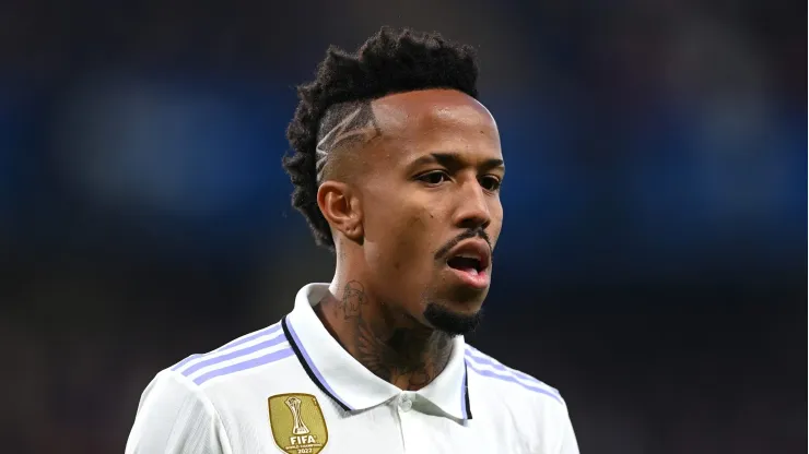 Militão é alvo do futebol saudita. 
