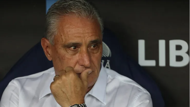 Tite, treinador do Flamengo, no Maracanã, contra o Botafogo (Photo by Wagner Meier/Getty Images)
