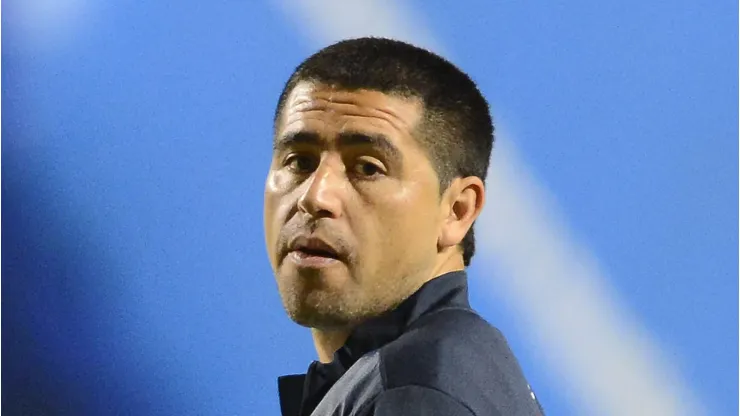 Riquelme torce pelo River Plate em silêncio. Foto: Mauro Horita/AGIF
