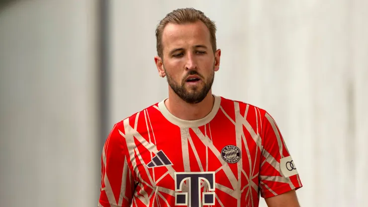 Harry Kane com a camisa do Bayern de Munique
