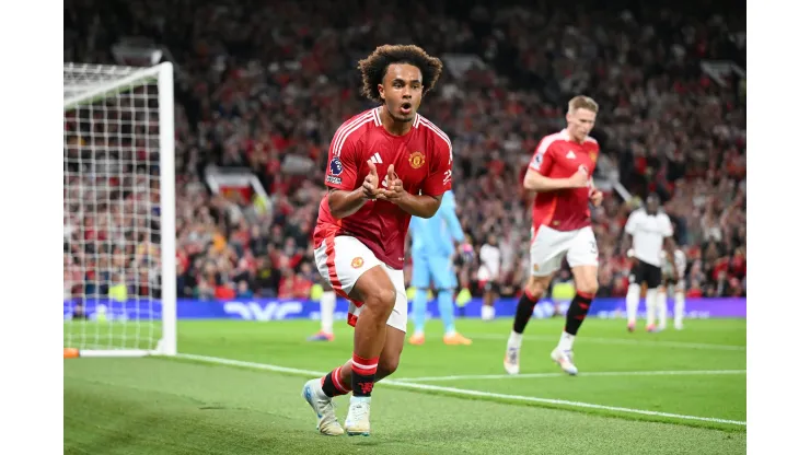 Zirkzee mal chegou e já foi decisivo para o Manchester United na Premier League (Foto: Michael Regan/Getty Images)
