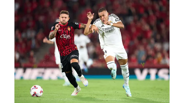 Mbappé é o grande reforço da temporada espanhola, com a camisa do Real Madrid (Foto: Alex Caparros/Getty Images)
