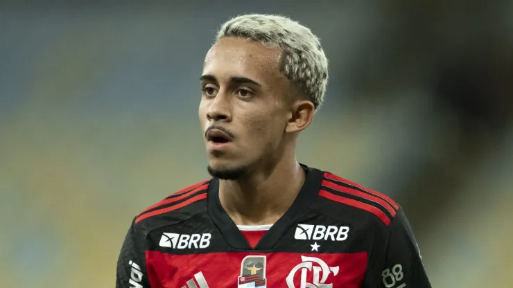 Matheus Gonçalves, jogador do Flamengo. Foto: Jorge Rodrigues/AGIF
