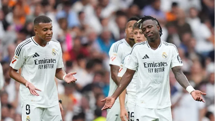 Mbappé e Vini Jr em campo no Real Madrid. Foto: Angel Martinez/Getty Images
