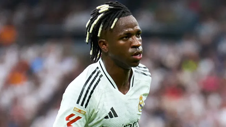 Vinícius Júnior tem sido alvo de questionamentos no Real Madrid (Foto: Angel Martinez/Getty Images)
