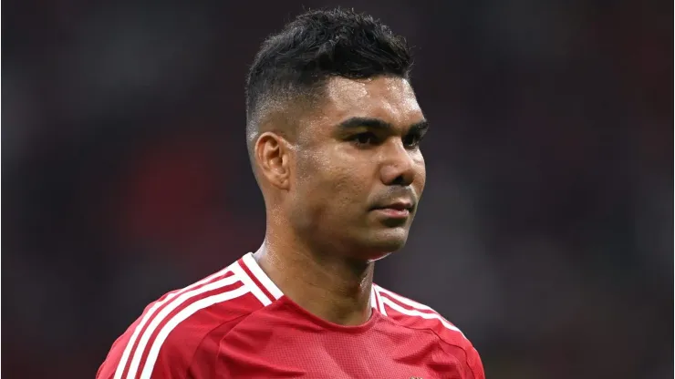 Grande rival do Real Madrid recebeu sinal positivo para anunciar Casemiro (Photo by Shaun Botterill/Getty Images)
