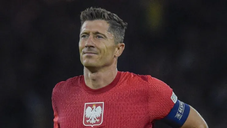 Robert Lewandowski pode ficar um sério desfalque no Barcelona.
