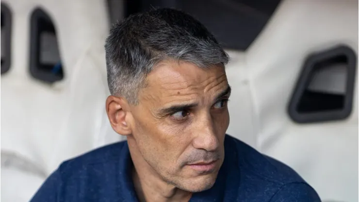 Vovjoda técnico do Fortaleza durante partida contra o Corinthians no estadio Arena Castelao pelo Campeonato Brasileiro A 2024. (Foto: Baggio Rodrigues/AGIF)
