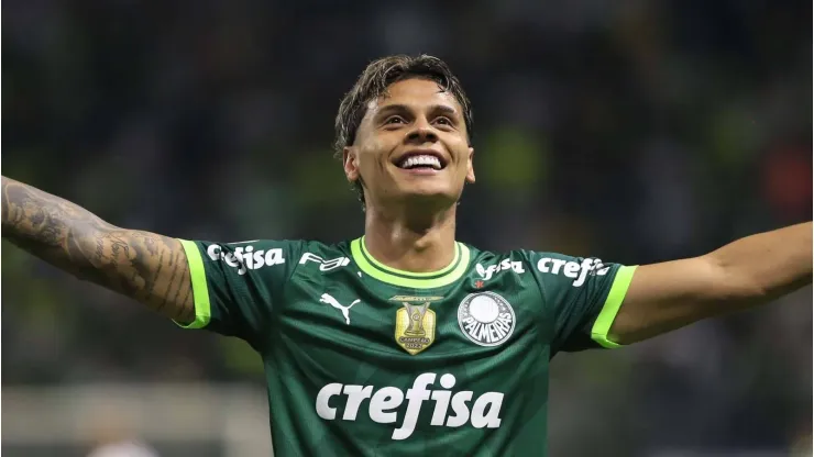 Richard Ríos topa deixar o Palmeiras e pode ser anunciado em gigante do futebol europeu. (Foto: Imago/Sports Press Photo)
