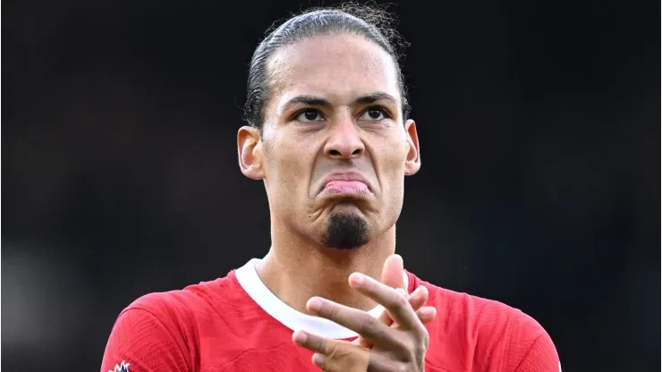 Liverpool pode perder Van Dijk para outro gigante do futebol europeu (Photo by Justin Setterfield/Getty Images)
