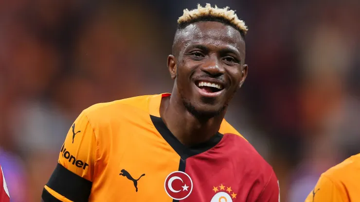 Victor Osimhen foi para o Galatasaray por empréstimo (Photo by Ahmad Mora/Getty Images)
