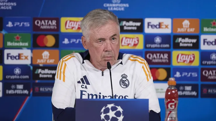 Ancelotti em entrevista pelo Real Madrid.
