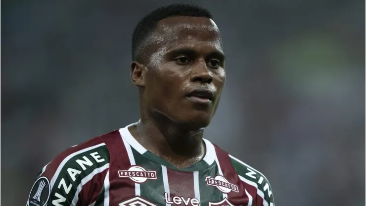 Jhon Arias é procurado por outro gigante do Brasileirão e pode deixar o Fluminense. 
