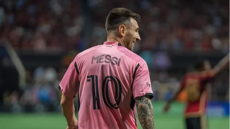 Lionel Messi com a camisa do Inter Miami. 
