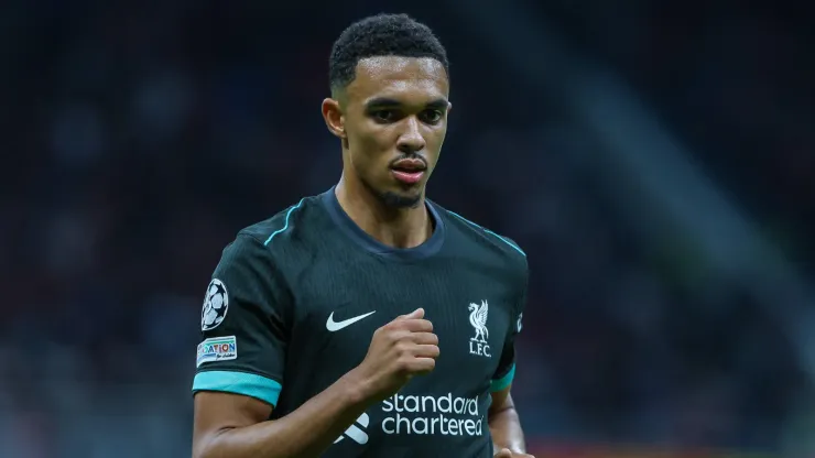 Alexander-Arnold em partida pelo Liverpool
