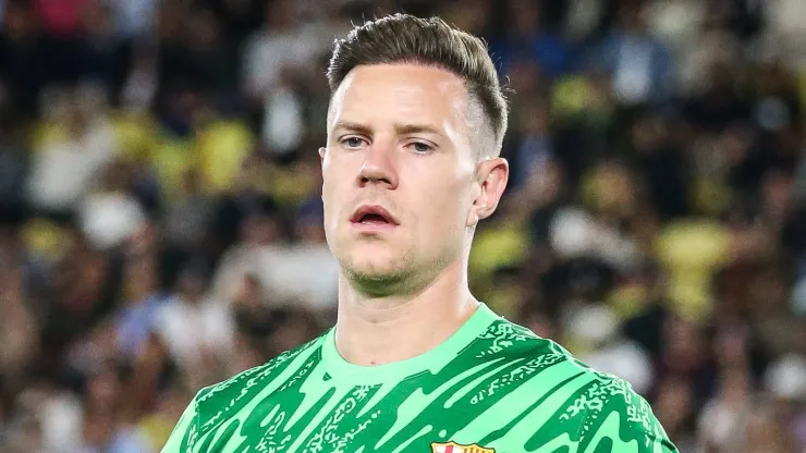 Ter Stegen, goleiro do Barcelona, está lesionado até o fim da temporada. 
