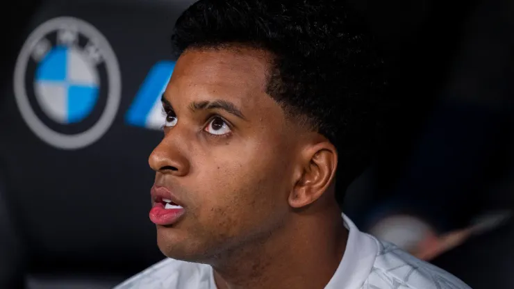 Rodrygo no banco de reservas do Real Madrid
