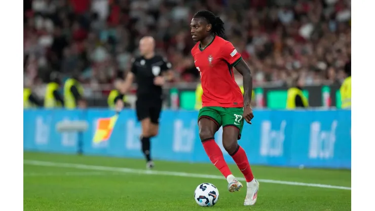 Rafael Leão em ação durante a partida entre Portugal e Escócia, no dia 08 de setembro de 2024. (Associated Press / Alamy Stock Photo)
