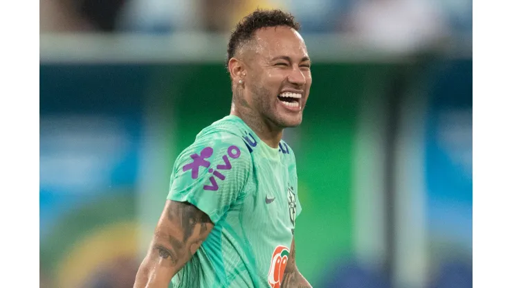 MT - CUIABA - 10/10/2023 - SELECAO BRASILEIRA, TREINO - Neymar Jr. jogador da Selecao Brasileira durante treino no estadio Arena Pantanal. Foto: Gil Gomes/AGIF
