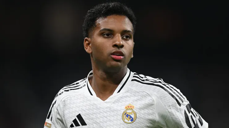 Ancelotti tem decisão oficial no Real Madrid, e Rodrygo pode dar adeus em breve.
