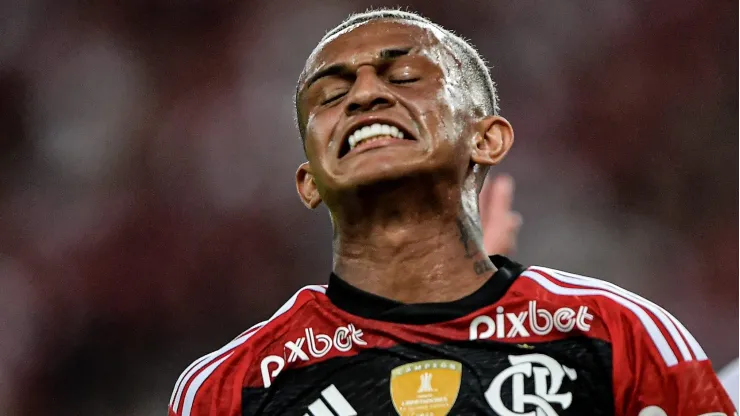 Wesley, do Flamengo, se manifestou sobre 'treta' com Matheuzinho, do Corinthians. Foto: Thiago Ribeiro/AGIF
