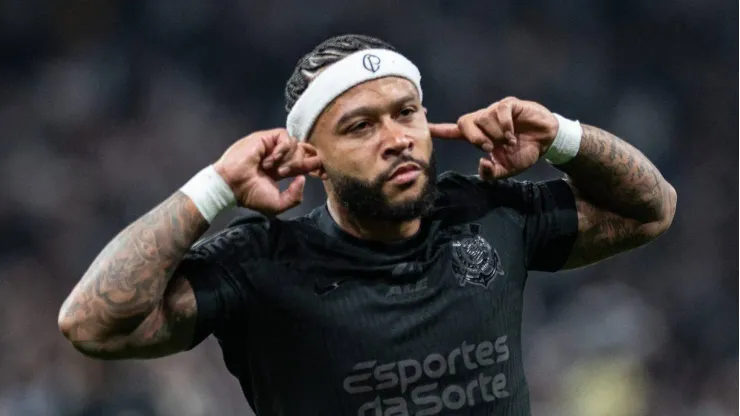 Ex-companheiro de Memphis Depay em gigante espanhol revela para quem vai torcer em Corinthians x Racing. foto: IMAGO / TheNews2
