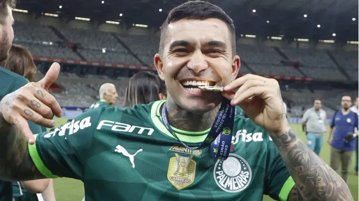 Dudu é descartado pelo Palmeiras e aceita jogar em outro gigante do Brasileirão. (Foto: Imago)
