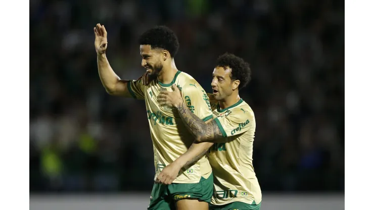 CAMPINAS, BRAZIL - AUGUST 24: Murilo (L) of Palmeiras celebrates his team first goal with a teammate Felipe Anderson during a match between Palmeiras and Cuiaba as part of Brasileirao 2024 at Estadio Brinco de Ouro on August 24, 2024 in Campinas, Brazil. (Photo by Miguel Schincariol/Getty Images)
