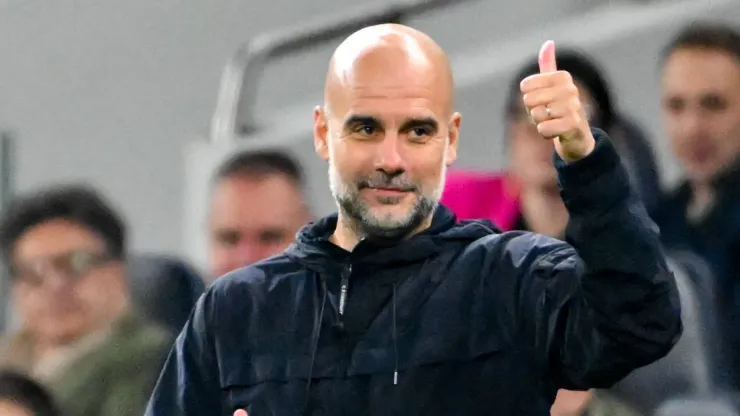 Pep Guardiola, treinador do Manchester City, pode aprovar contratação no clube. foto: IMAGO / Pro Sports Images
