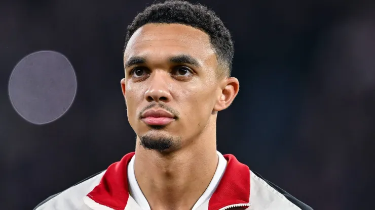 Alexander-Arnold está cada vez mais ligado ao Real Madrid. foto: IMAGO / RHR-Foto
