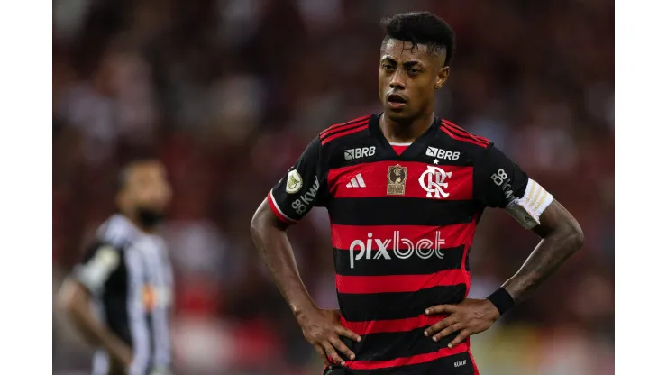 November 13, 2024, Rio de Janeiro, Rio de Janeiro, BRA: RIO DE JANEIRO, BRAZIL - NOVEMBER 13: BRUNO HENRIQUE of Flamengo looks on during the match between Flamengo and Atletico Mineiro as part of Brasileirao 2024 at Maracana Stadium on November 13, 2024 in Rio de Janeiro, Brazil. Rio de Janeiro BRA - ZUMAc227 20241113_zsp_c227_015 Copyright: xRuanoxCarneirox
