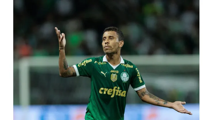 Marcos Rocha durante o confronto entre Palmeiras e Grêmio, no dia 08 de novembro de 2024. (Vilmar Bannach / Alamy Stock Photo)
