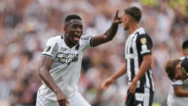 Luiz Henrique é o grande destaque do Botafogo na temporada
