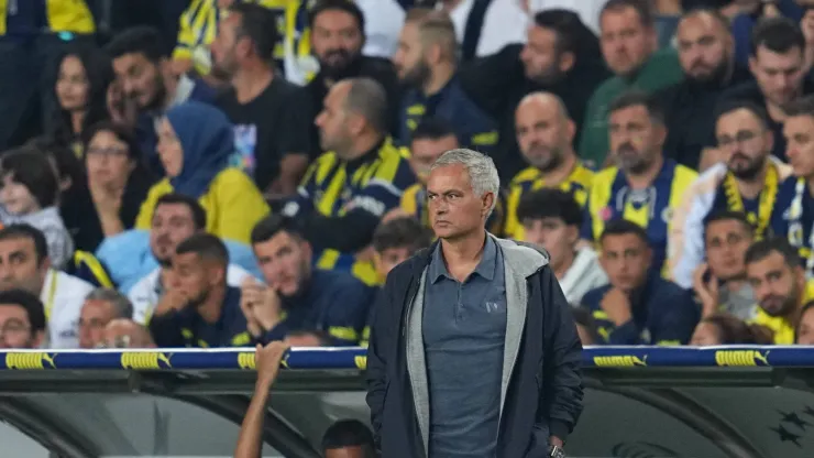 José Mourinho, treinador do Fenerbahçe. Foto: Imago
