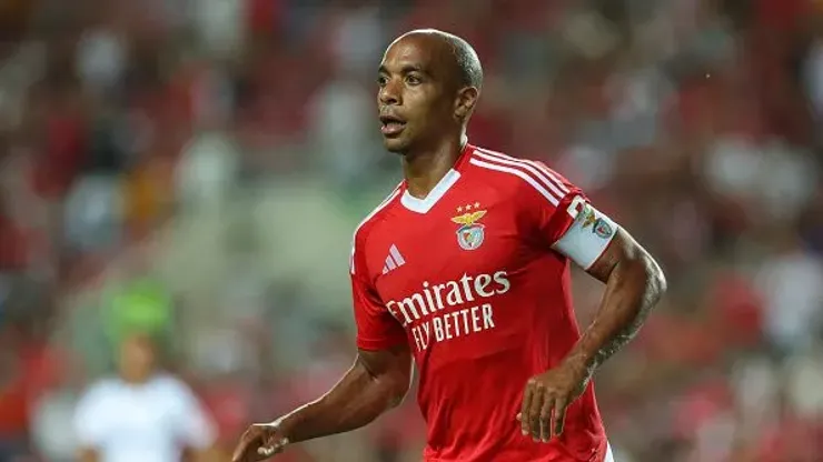 João Mário vem sendo questionado pelos torcedores. Foto: Getty Images
