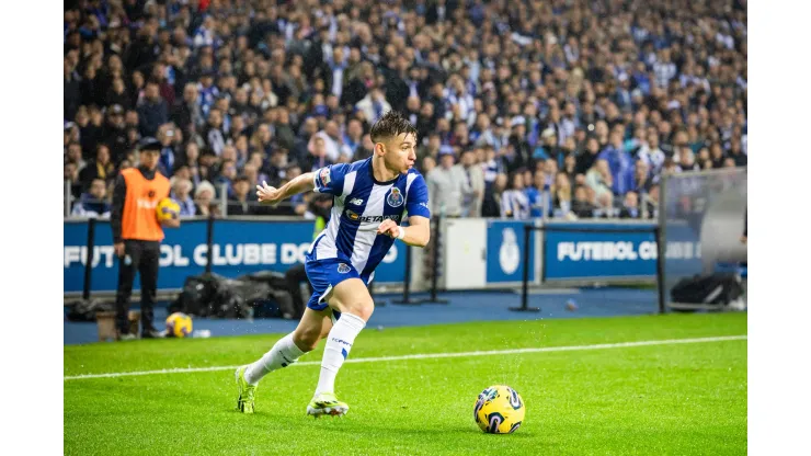 FC Porto Vs SL Benfica in Portugal - 03 Mar 2024 Francisco Conceição of FC Porto seen in action during the Portuguese Primeira Liga football match between FC Porto and SLBenfica at Estadio do Dragao. Final Score, FC Porto 5-0 SL Benfica. Porto Portugal Copyright: xRitaxFrancax/xSOPAxImagesx RF_FCPORTO_SLBENFICA_12
