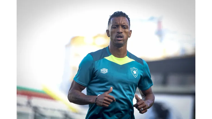 Nani em treino do Estrela da Amadora. Foto: Imago
