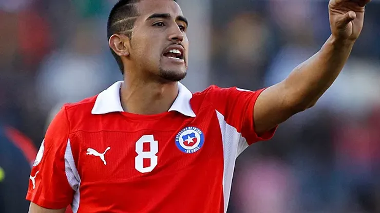 FUTBOL, BOLIVIA VS CHILE ELIMINATORIAS PARA BRASIL 2014. EL JUGADOR DE LA SELECCION CHILENA ARTURO VIDAL DISCUTE CON UN RIVAL DURANTE EL PARTIDO CLASIFICATORIO PARA BRASIL 2014 CONTRA BOLIVIA DISPUTADO EN EL ESTADIO HERNANDO SILES. 02/06/2012 LA PAZ, BOLIVIA. ANDRES PINA/PHOTOSPORT**************** FOOTBALL, BOLIVIA VS CHILE. BRAZIL 2014 WORLD CUP QUALIFYING MATCH. CHILEAN NATIONAL TEAM PLAYER […]
