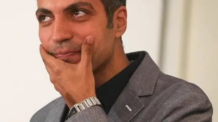 Adel Ferdosipour, the one-of-a-kind Iranian soccer personality - World Soccer Talk