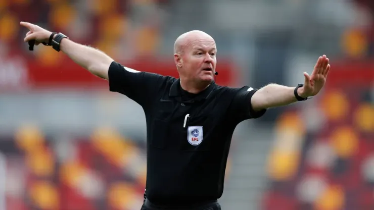 Ref Lee Mason dropped from weekend Premier League games