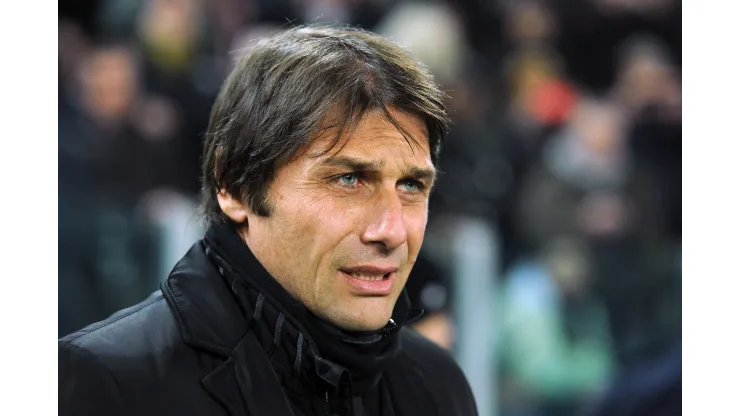 TURIN, ITALY – JANUARY 22: Juventus FC head coach Antonio Conte looks on prior to the TIM cup match between Juventus FC and S.S. Lazio at Juventus Arena on January 22, 2013 in Turin, Italy. (Photo by Valerio Pennicino/Getty Images)
