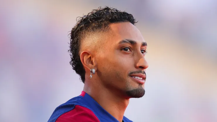 Raphael Dias Belloli 'Raphinha' of FC Barcelona waves the supporters during the presentation prior to the Joan Gamper Trophy match between FC Barcelona and Tottenham Hotspur at Estadi Olimpic Lluis Companys on August 08, 2023 in Barcelona, Spain.
