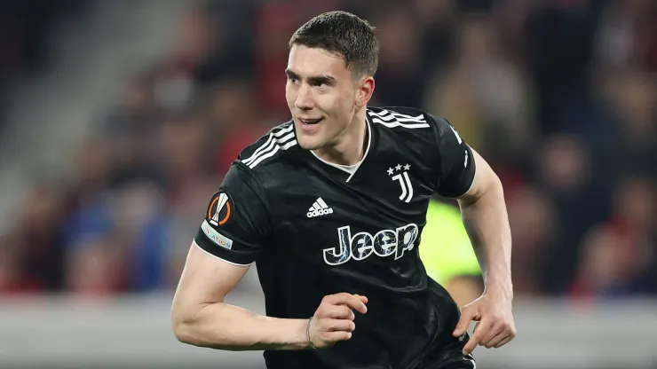 While a move to Juventus could offer a fresh start, the high transfer fee paid by United and the need for a loan deal create significant hurdles.
