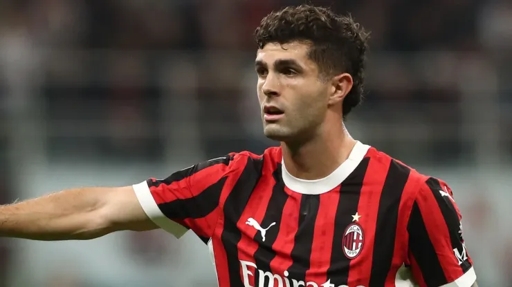 Christian Pulisic of AC Milan gestures during the Serie A match between AC Milan and SSC Napoli at Stadio Giuseppe Meazza on October 29, 2024 in Milan, Italy. 
