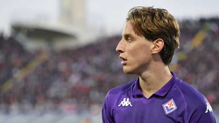 Fiorentina's Edoardo Bove underwent successful defibrillator surgery. 
